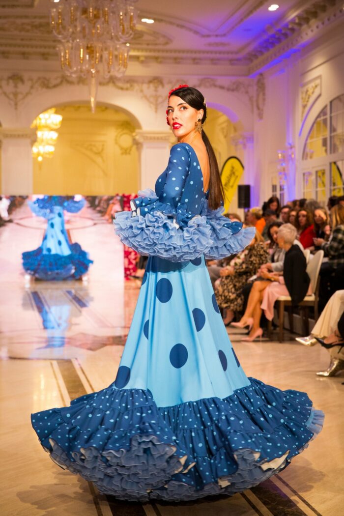 Traje de flamenca Modelo Azucena - Imagen 3
