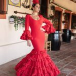 TRAJE DE FLAMENCA ROJO SIN TOPOS LISO