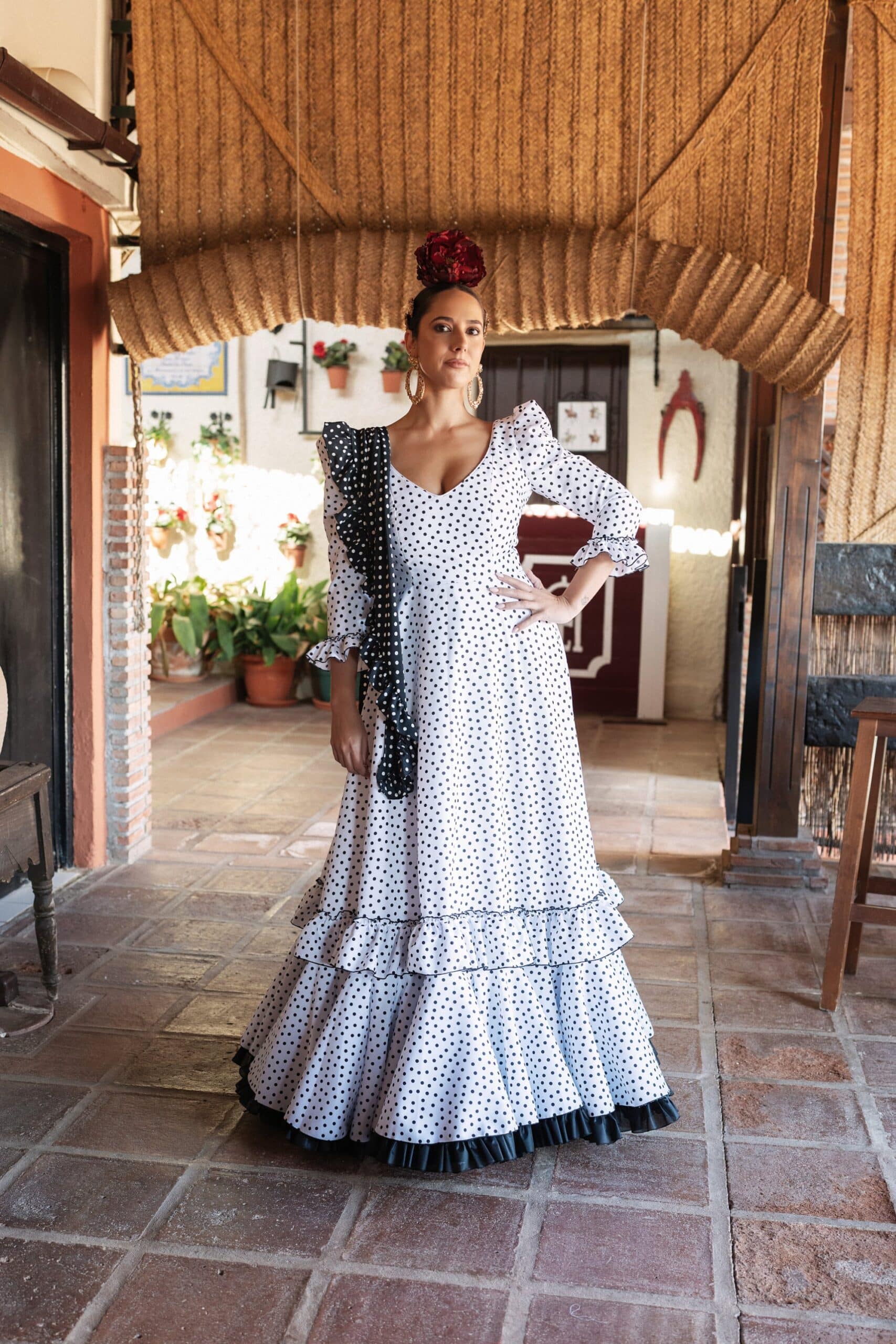 2025/02/1000581641-scaled.jpg Traje de flamenca Modelo Marisma - Imagen 1