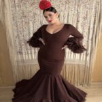 TRAJE DE FLAMENCA MARRON CHOCOLATE MODELO CARACOLES