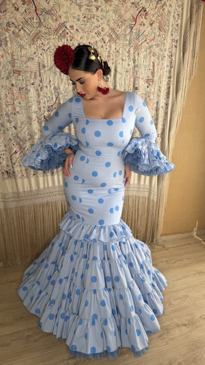 Traje de flamenca Modelo Mediterraneo celeste lunar - Imagen 9