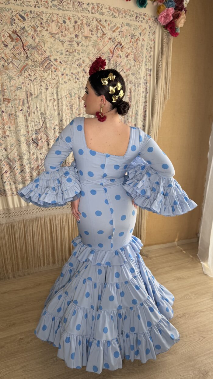 Traje de flamenca Modelo Mediterraneo celeste lunar - Imagen 8