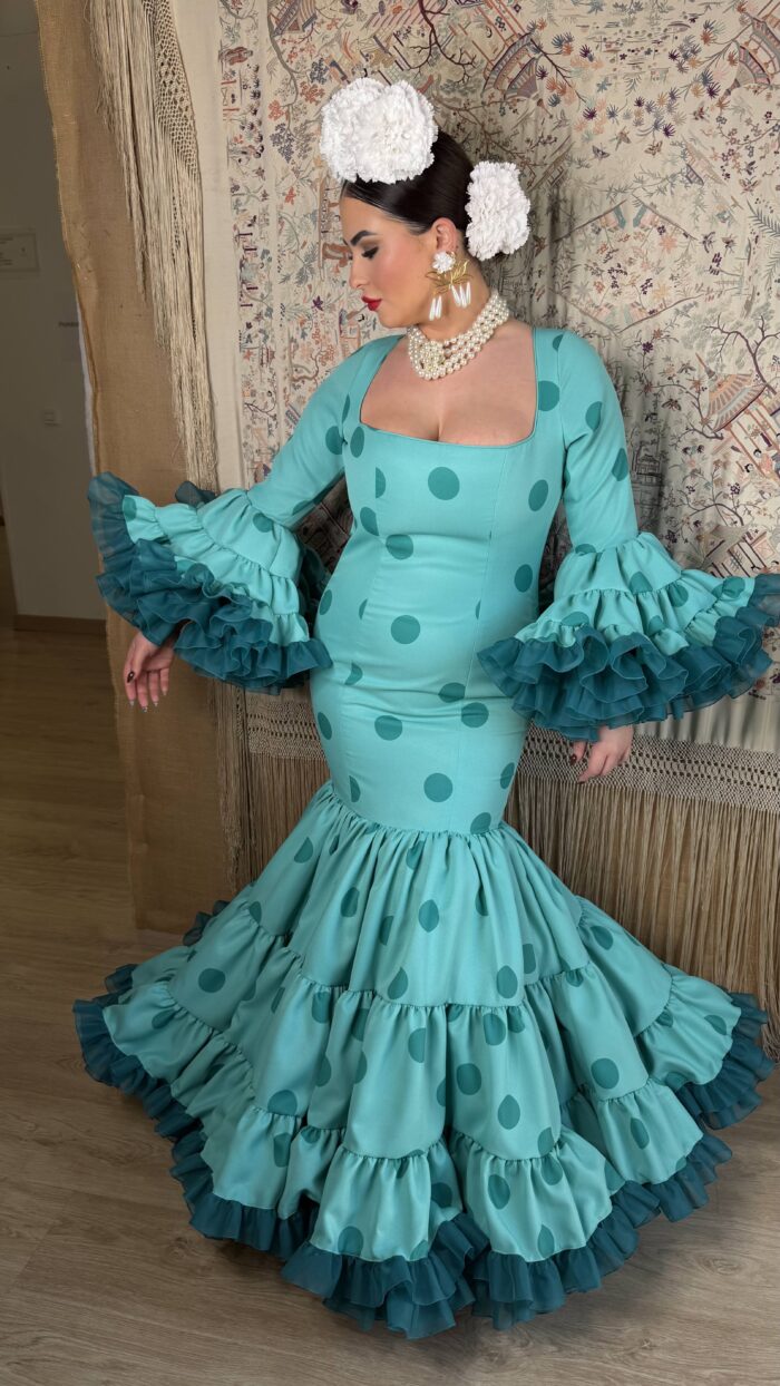 TRAJE DE FLAMENCA CANASTERO VERDE AGUA LUNAR MODELO JARANA - Imagen 2