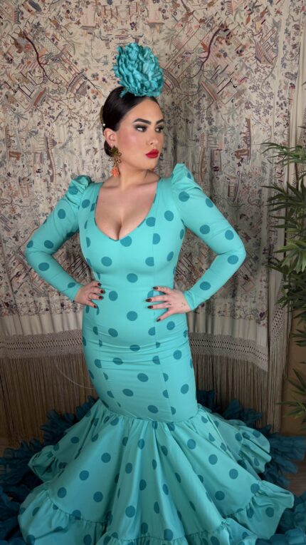 TRAJE DE FLAMENCA MODELO LUCERO VERDE AGUA LUNAR