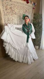 Traje de flamenca modelo Almonte - Imagen 10