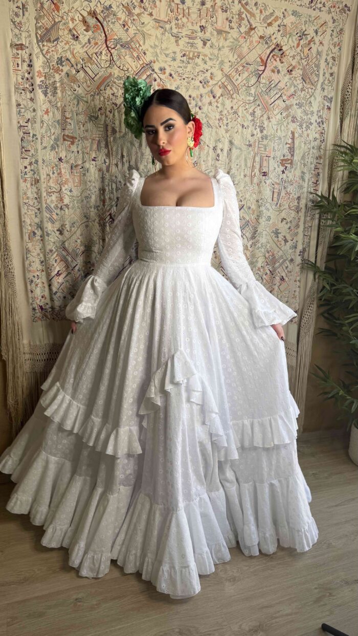 Traje de flamenca modelo Almonte - Imagen 9