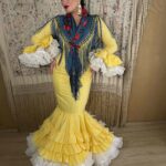 TRAJE DE FLAMENCA AMARILLO MODELO GIRASOL