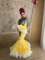 TRAJE DE FLAMENCA AMARILLO MODELO GIRASOL - Imagen 2