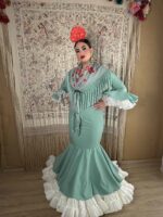 TRAJE DE FLAMENCA VERDE MENTA MODELO FLAMENCO - Imagen 2