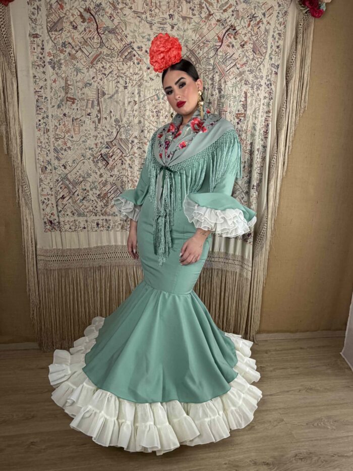 TRAJE DE FLAMENCA VERDE MENTA MODELO FLAMENCO - Imagen 3