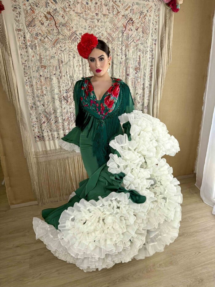 TRAJE DE FLAMENCA VERDE BOTELLA MODELO ESPUMA - Imagen 2