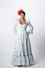 Bata Rociera Blanca con Topos Verdes