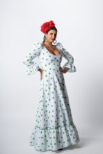Bata Rociera Blanca con Topos Verdes