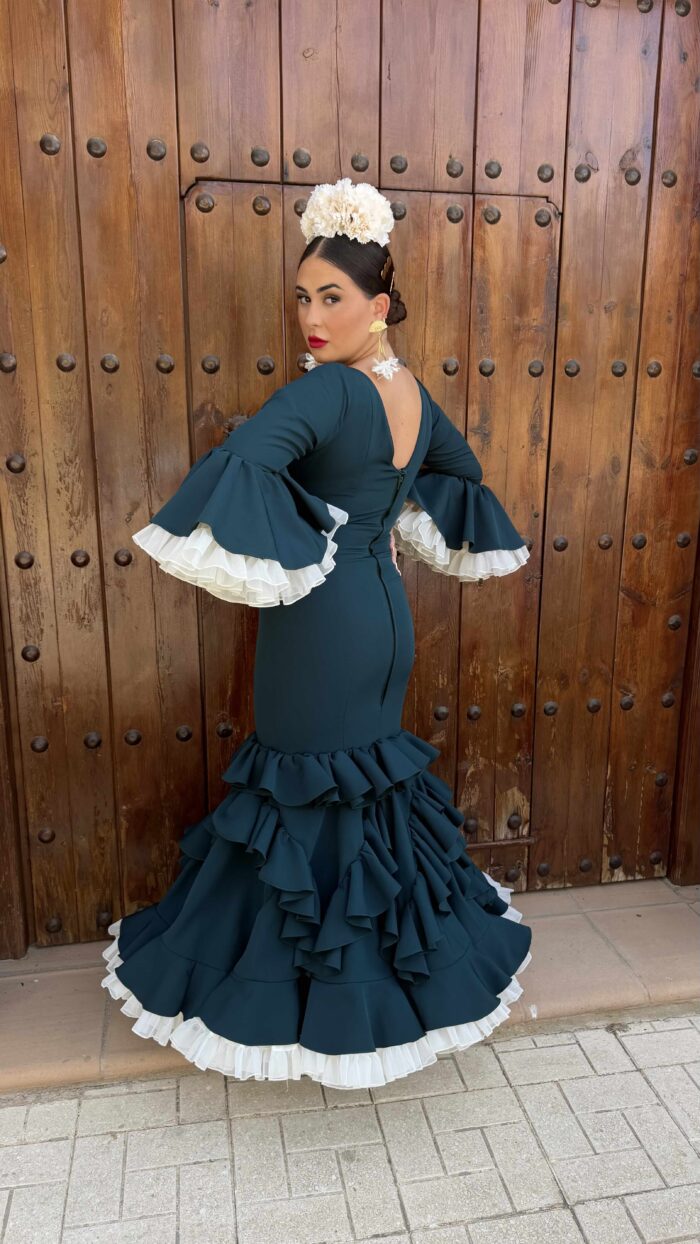 TRAJE DE FLAMENCA MODELO MAREA VERDE PETROLEO - Imagen 2