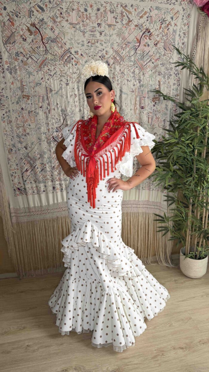 TRAJE DE FLAMENCA MODELO LOLA BLANCO NATURAL Y CAMEL - Imagen 2