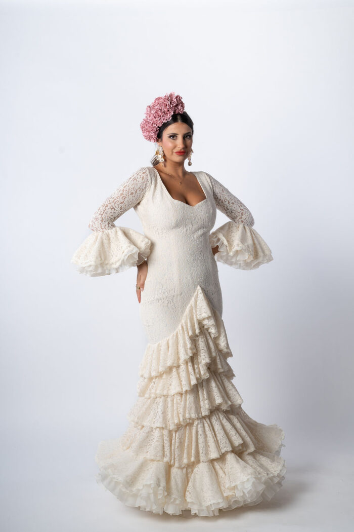 Traje de flamenca modelo Marfil - Imagen 3