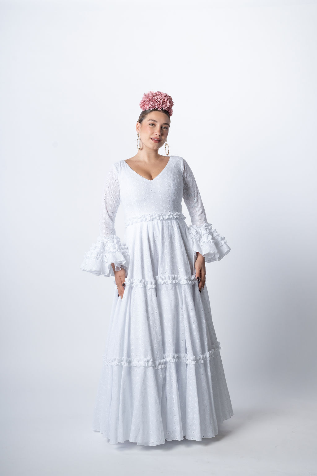 traje de flamenca blanco MODELO SARMIENTO Traje de flamenca modelo Sarmiento