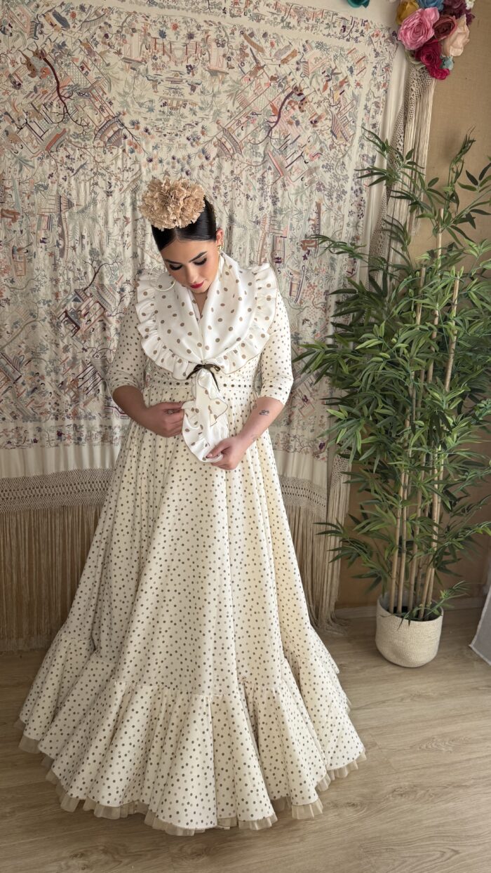 TRAJE DE FLAMENCA MODELO REINA - Imagen 3