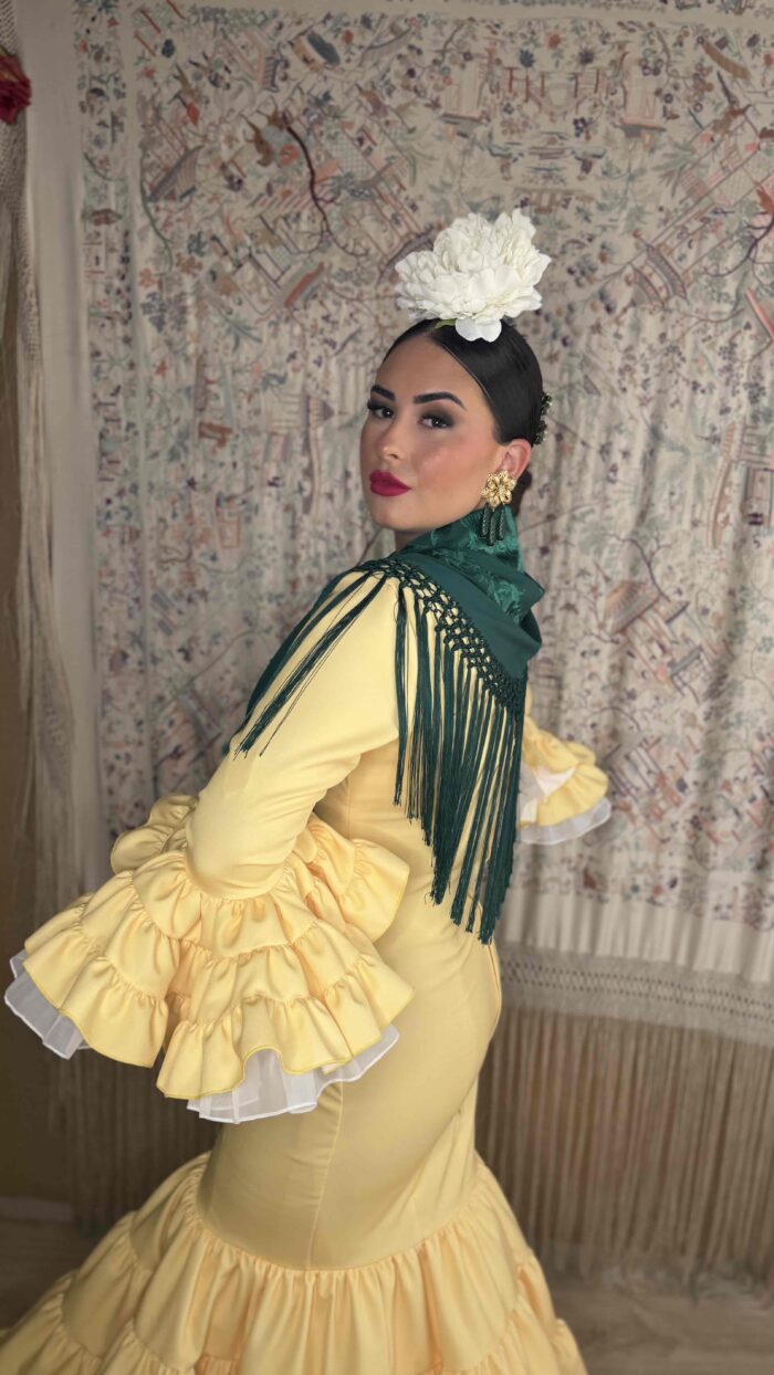 TRAJE DE FLAMENCA MODELO TARANTA AMARILLO PASTEL - Imagen 3