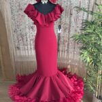 Traje de flamenca modelo Torbellino volante escote
