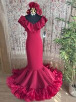 Traje de flamenca modelo Torbellino volante escote