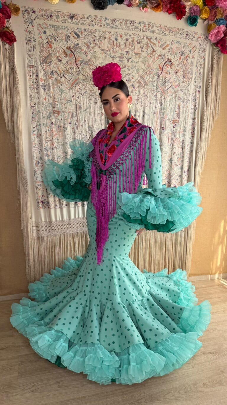 TRAJE DE FLAMENCA MODELO CORAL AGUA MARINA 2