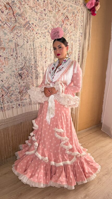 TRAJE DE FLAMENCA ROSA MODELO DULCE