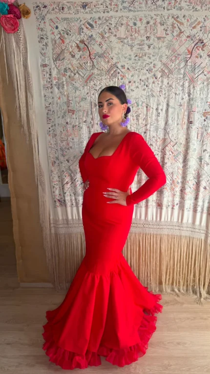 Traje Liso de Flamenca Rojo modelo Carmín