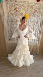 Traje de flamenca modelo Marfil - Imagen 6