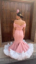 TRAJE DE FLAMENCA ROSA MODELO ZAHARA ESCOTE FRUNCIDO - Imagen 5